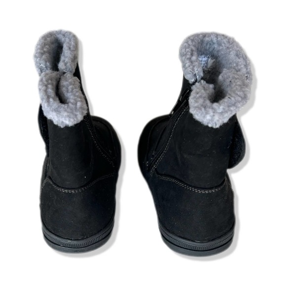 Nordstrom girls boots - Picture 4 of 5